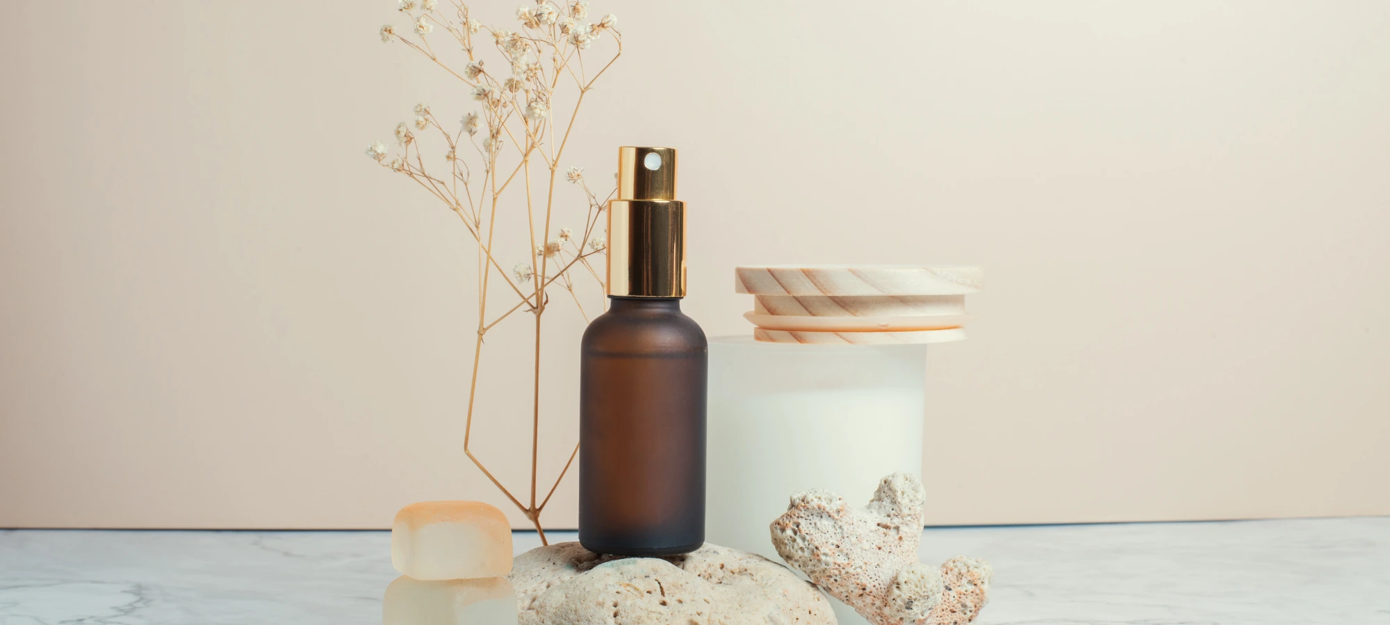 Room fragrances and wellbeing: how spas, salons and beauty institutes enhance the experience